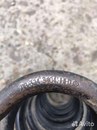 Mercedes w210 задняя пружина