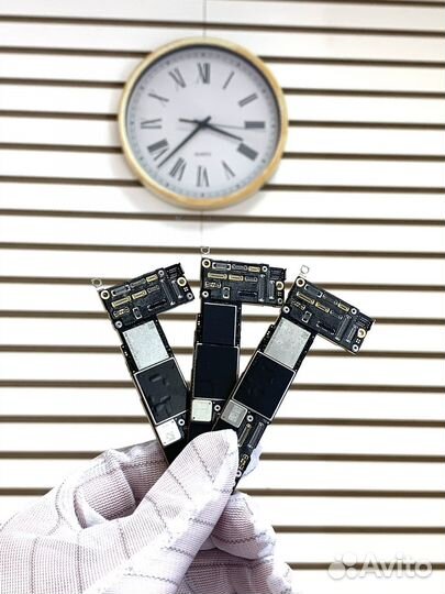 Материнская плата iPhone 12/12 Про