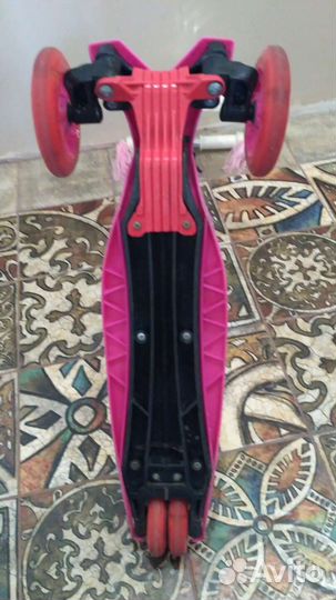 Самокат детский трехколесный б/у