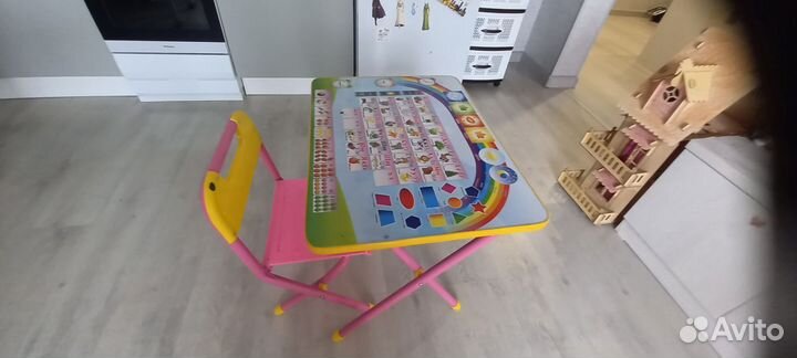 Столик детский