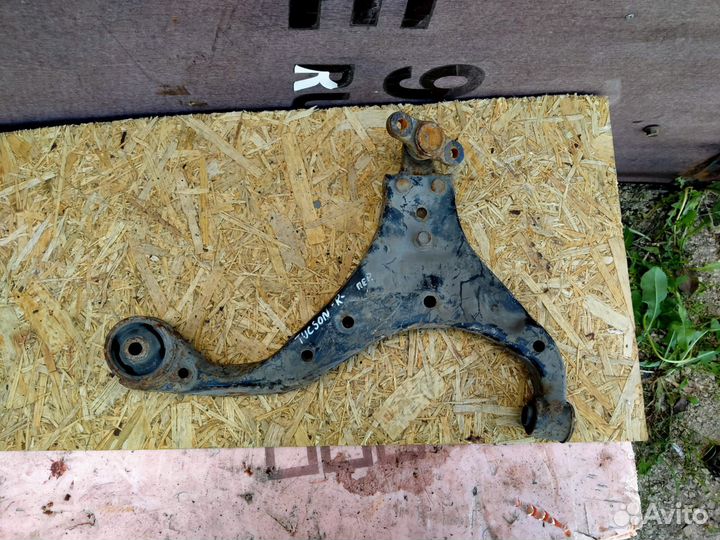 Рычаг передний правый Hyundai Tucson