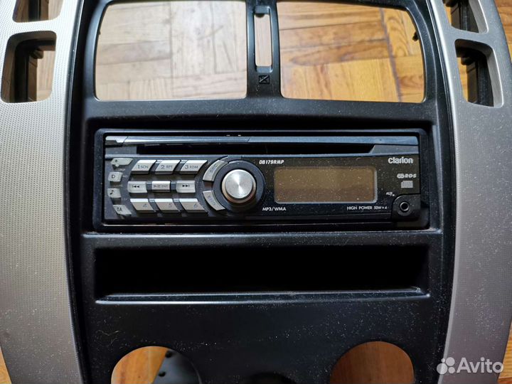 Декоративная рамка для Hyundai Tucson 1 поколения