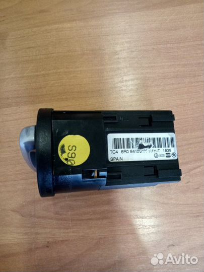 Переключатель света Volkswagen Polo хетчбек cggb