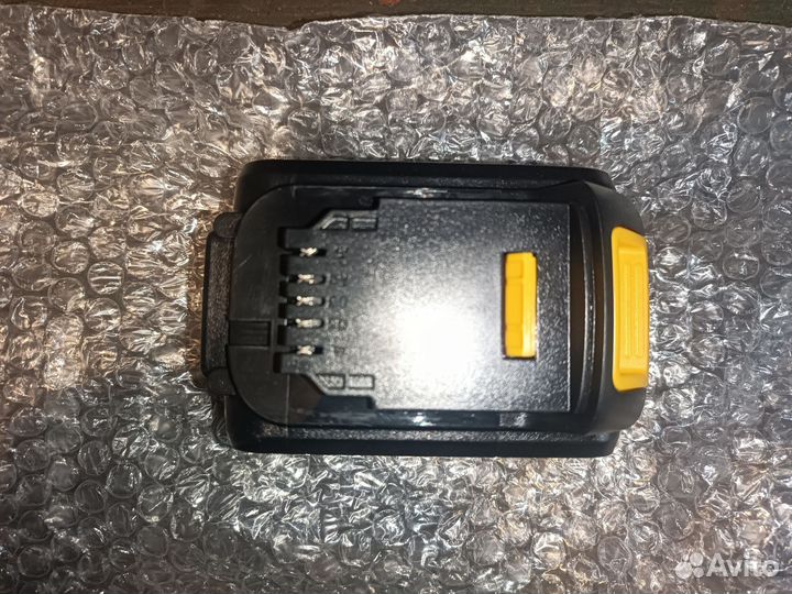 АКБ 18v для инструмента Dewalt