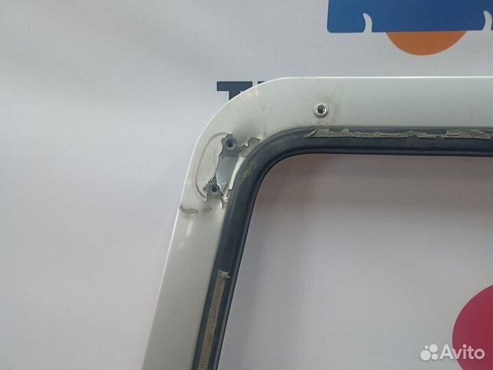 81626004131 Каркас двери левой