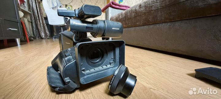 Цифровая видеокамера Panasonic AG-HMC84ER