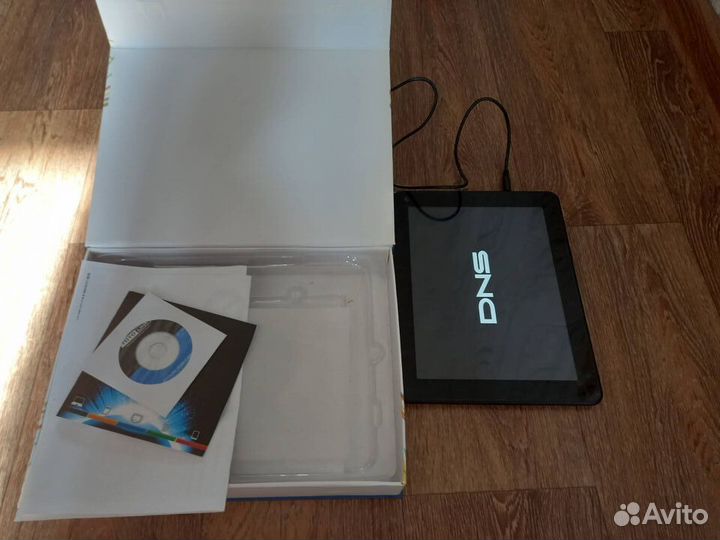 Планшет DNS airtab m974w