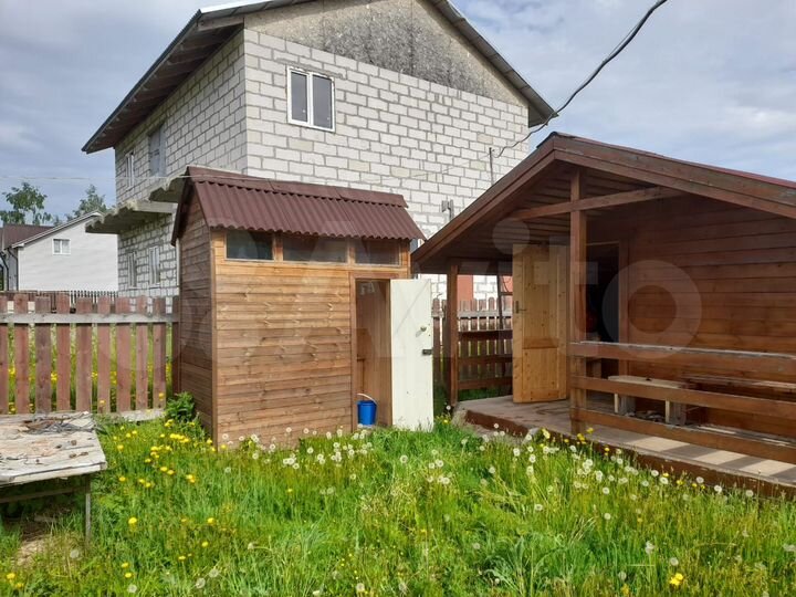 Дача 30 м² на участке 15 сот.