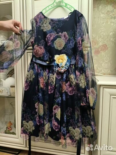 Детское нарядное платье 134-140