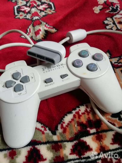 Геймпад ps one; dendy 8 bit