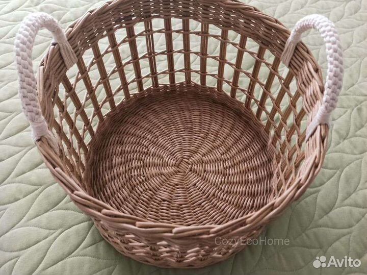 Корзина плетёная интерьерная, новая в наличии