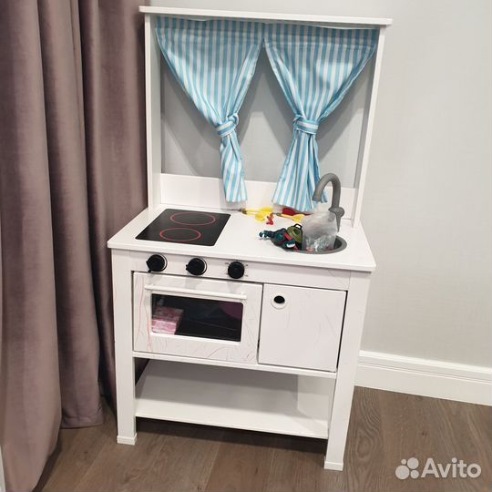 Детская игровая кухня