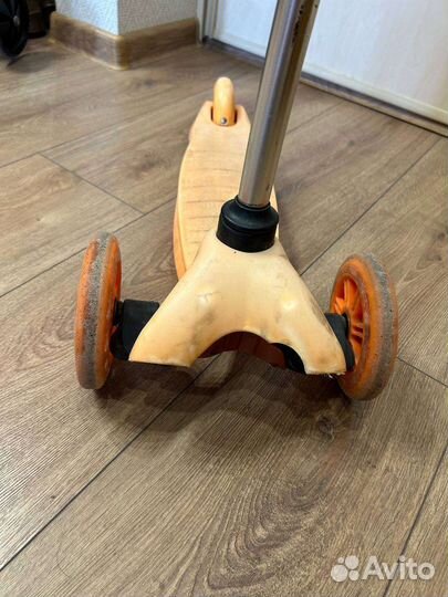 Самокат детский трехколесный