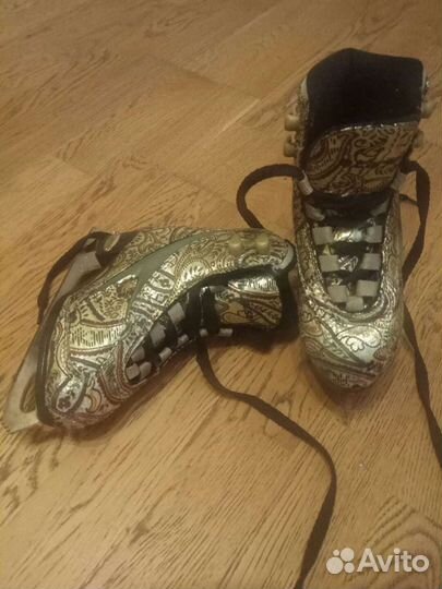 Коньки детские утеплённые 29р