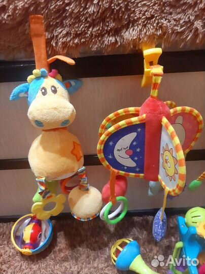 Игрушки для малышей пакетом