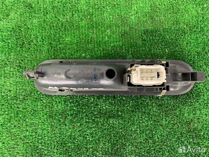 Блок управления стеклоподъемниками Renault Espace