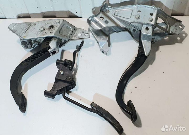 Педали Opel Astra G