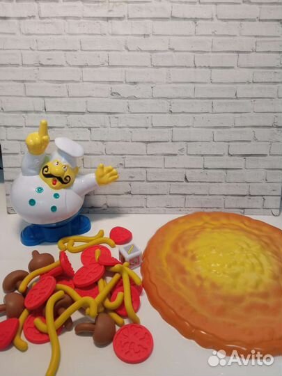 Балансирующая пицца (развивающая игра)