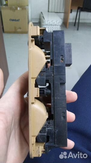 Б/у 7L5959857A Блок управления стеклоподъёмниками