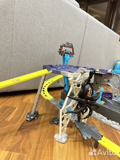 Трек парковка spider strike