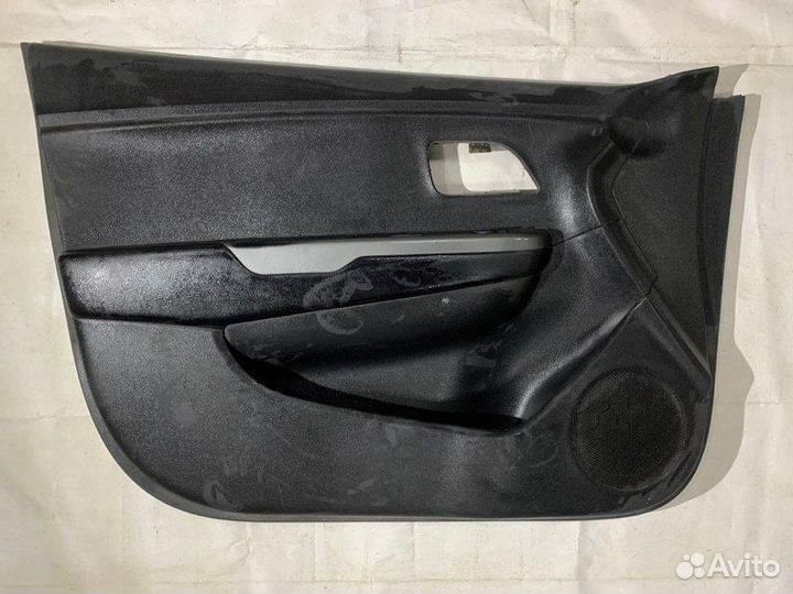 Обшивка двери передняя левая Kia Rio 3