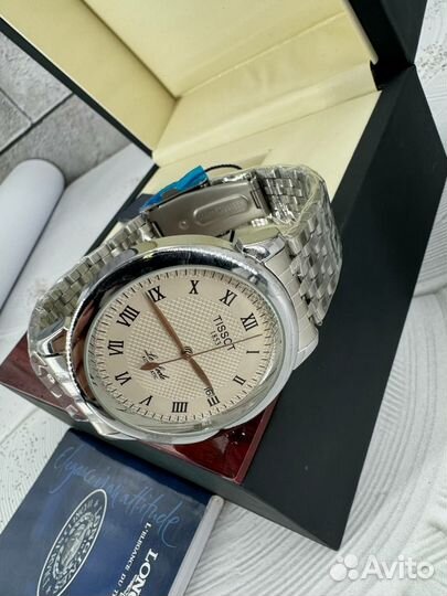 Часы механические Tissot