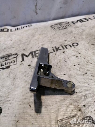 Ручка двери внутренняя левая Mercedes-Benz W211