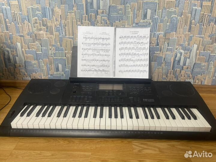 Синтезатор casio