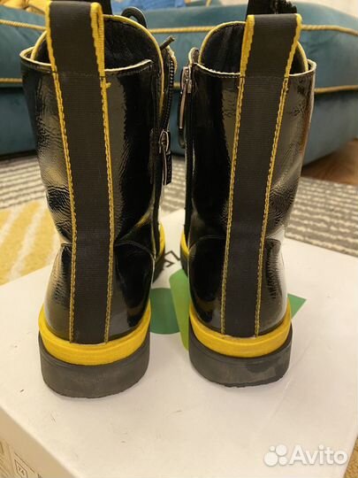 Ботинки для девочки