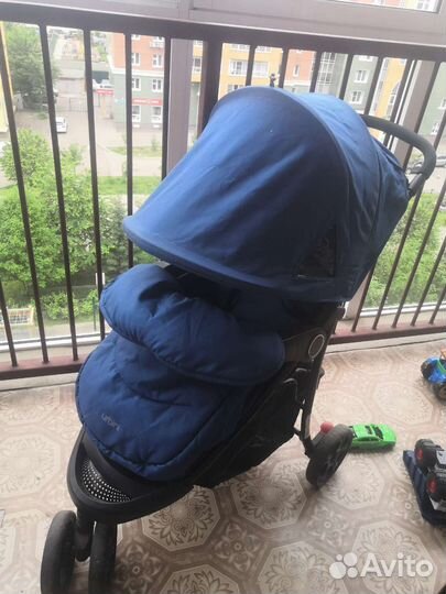 Прогулочная коляска