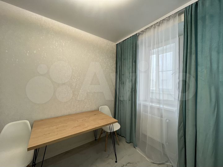 2-к. квартира, 64 м², 14/16 эт.