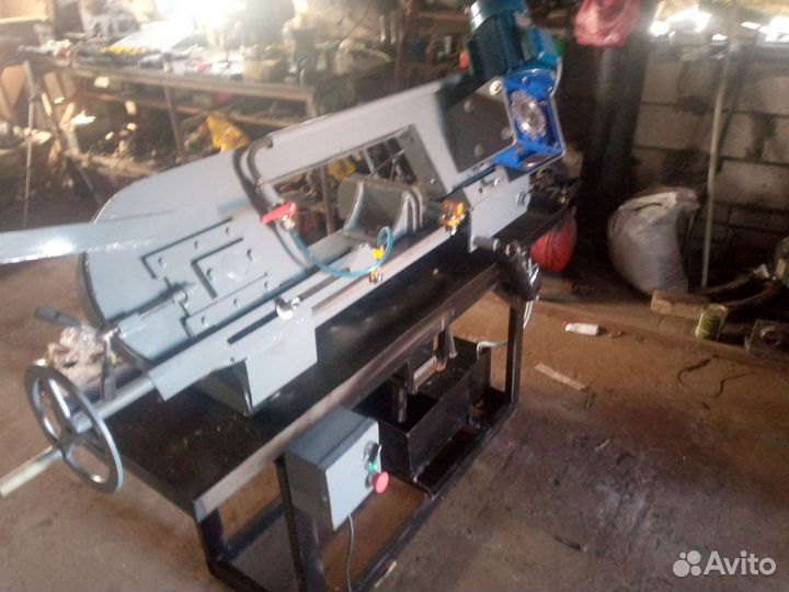 Ленточная пила по металлу станок