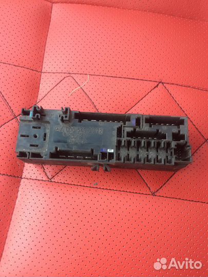 Блок предохранителей Mercedes W210