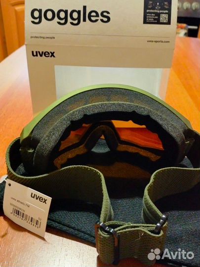 Горнолыжные очки uvex