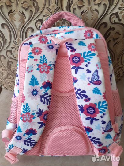 Рюкзак школьный