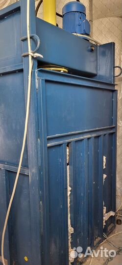 Пресс гидравлический для макулатуры