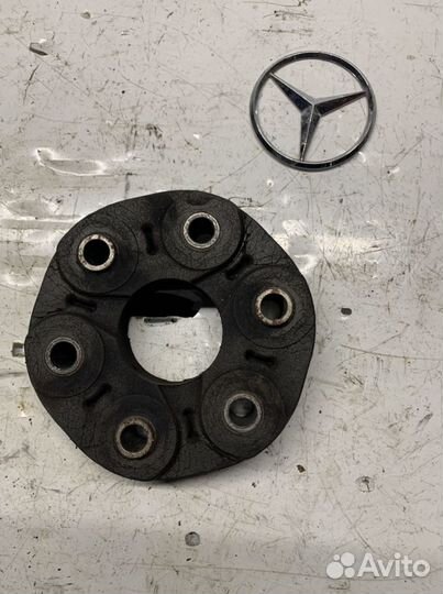 Муфта кардана Мерседес w210