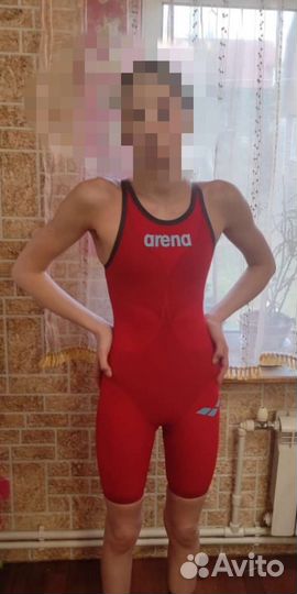 Арена стартовый гидрокостюм 28 размер (карбон)