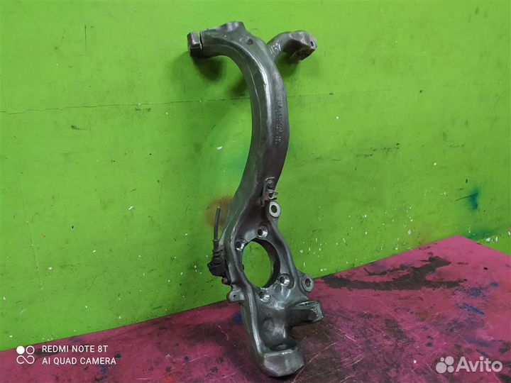 Кулак перед правый Audi A6 C6 2005-2011 4F0407254G