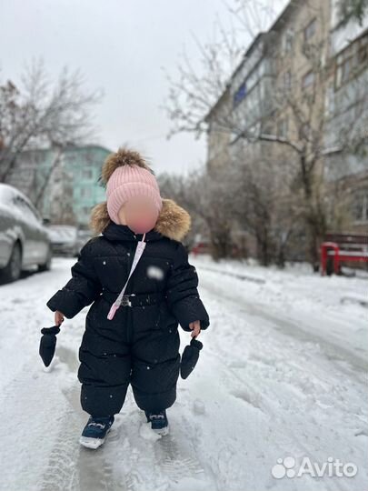 Зимний комбинезон для девочки 74 р