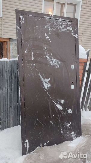 Дверь металлическая