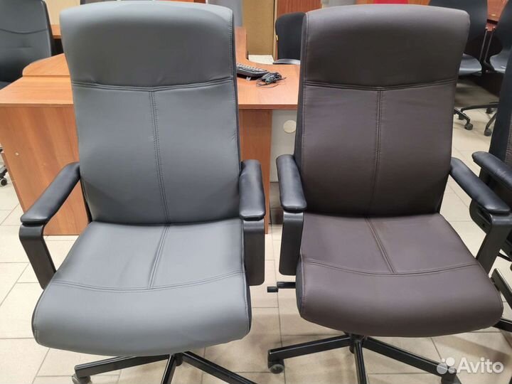 Кресла руководителя Б/У