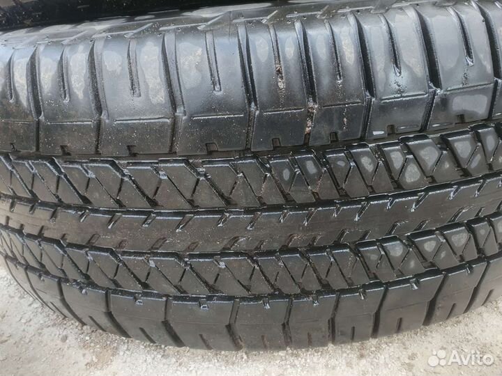 Bridgestone Dueler H/T 275/50 R22