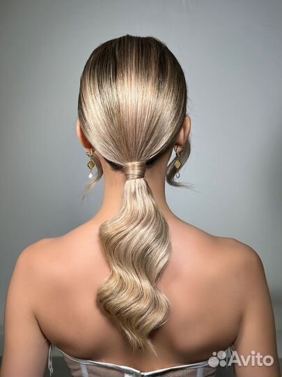 Причёски и макияж