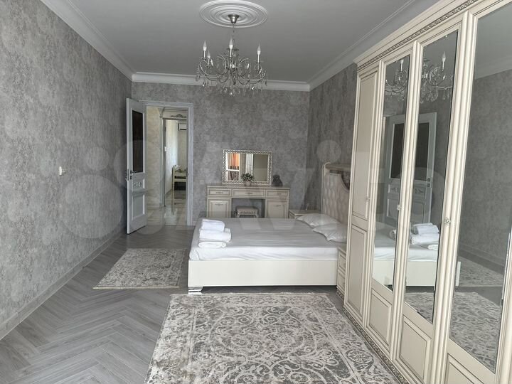 2-к. квартира, 96 м², 17/18 эт.