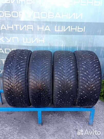 Nokian Tyres Hakkapeliitta 8 215/55 R17