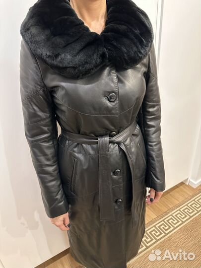 Кожаное женское пальто утепленное 42 Adamo