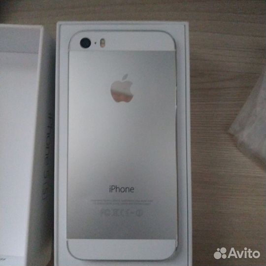 iPhone 5S, 16 ГБ