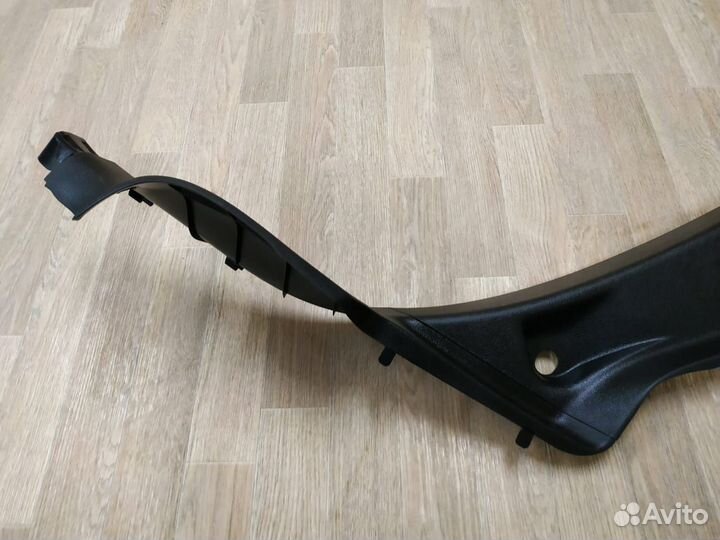 Накладка порога внутренняя задн правая Peugeot 207