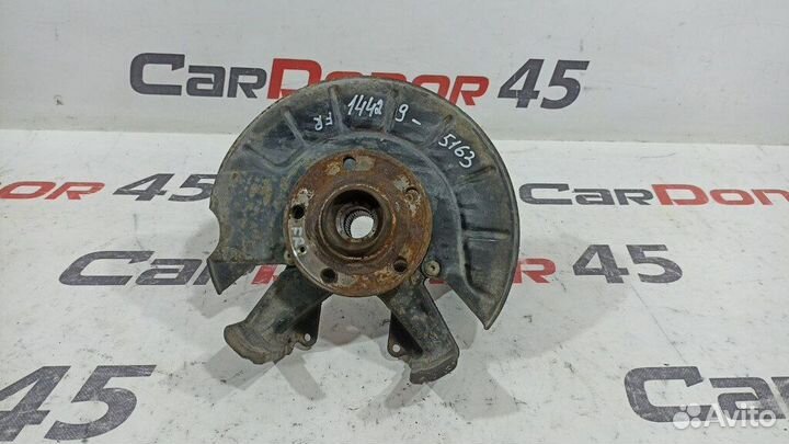 Кулак поворотный передний правый (цапфа) б/у для A